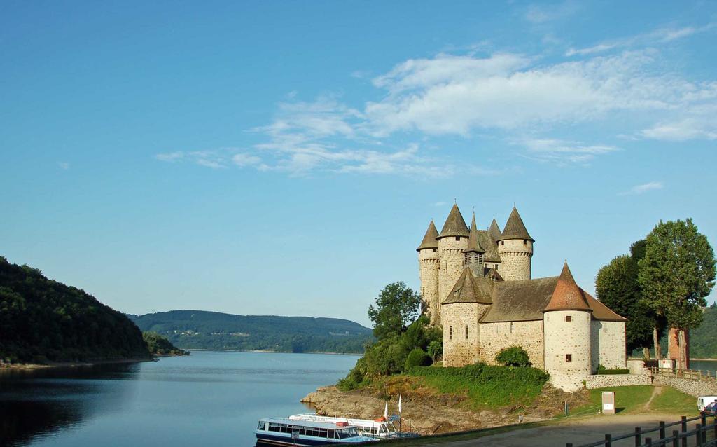 Hotel Vvf Correze Pays D'Eygurande Exterior foto